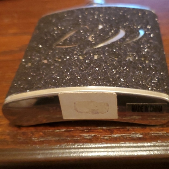 LAS VEGAS GLITTER CONTAINER - Picture 3 of 4